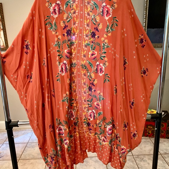 Boho KIMONO in Rust Floral - Picture 7 of 11